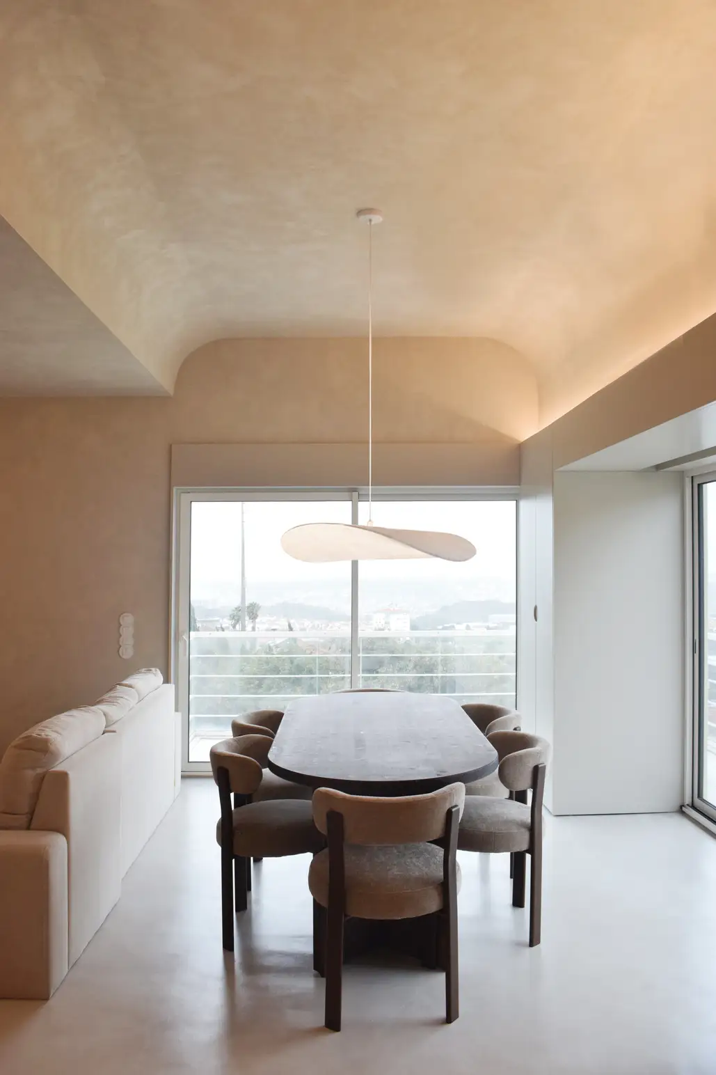 Sophia de Mello Breyner — interior com luz natural